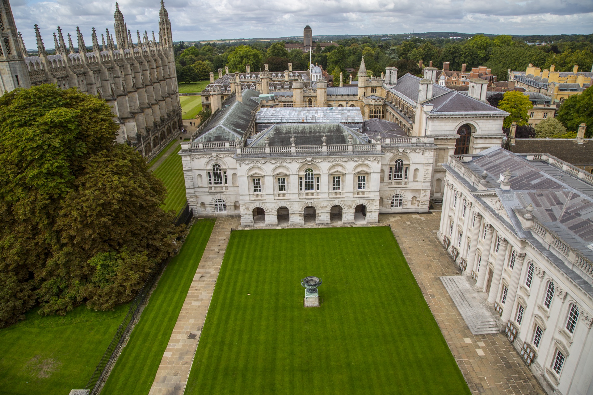 Communicating with College Rowing Coaches: Dos and Don’ts